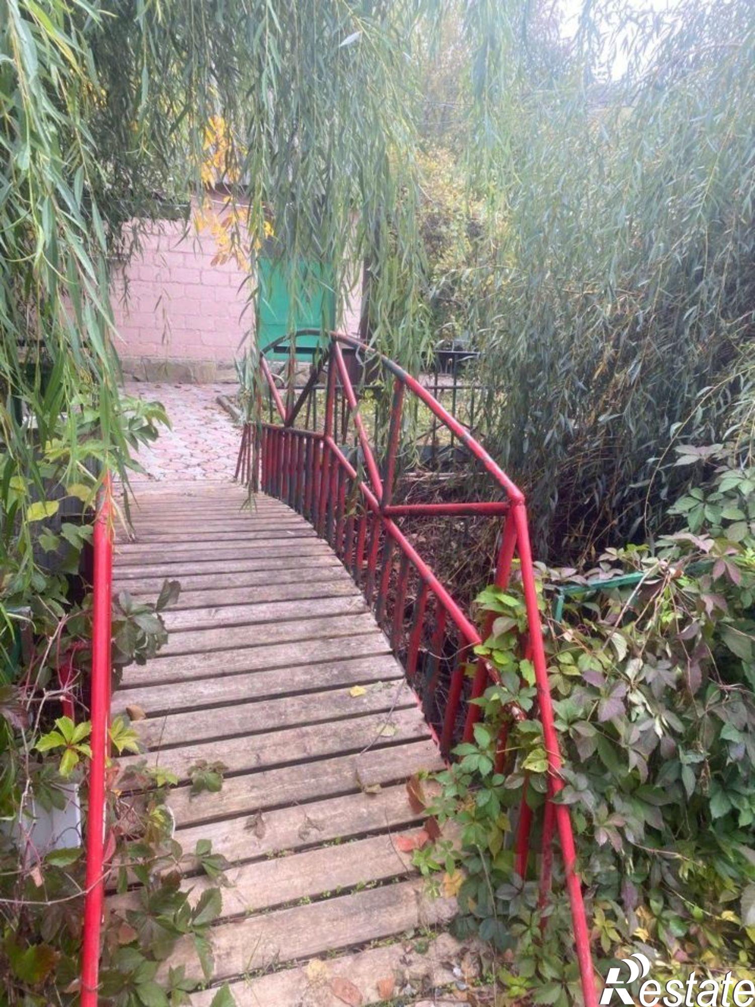 Сдать дачу, дом, коттедж за 500 000 рублей на Тополиная улица