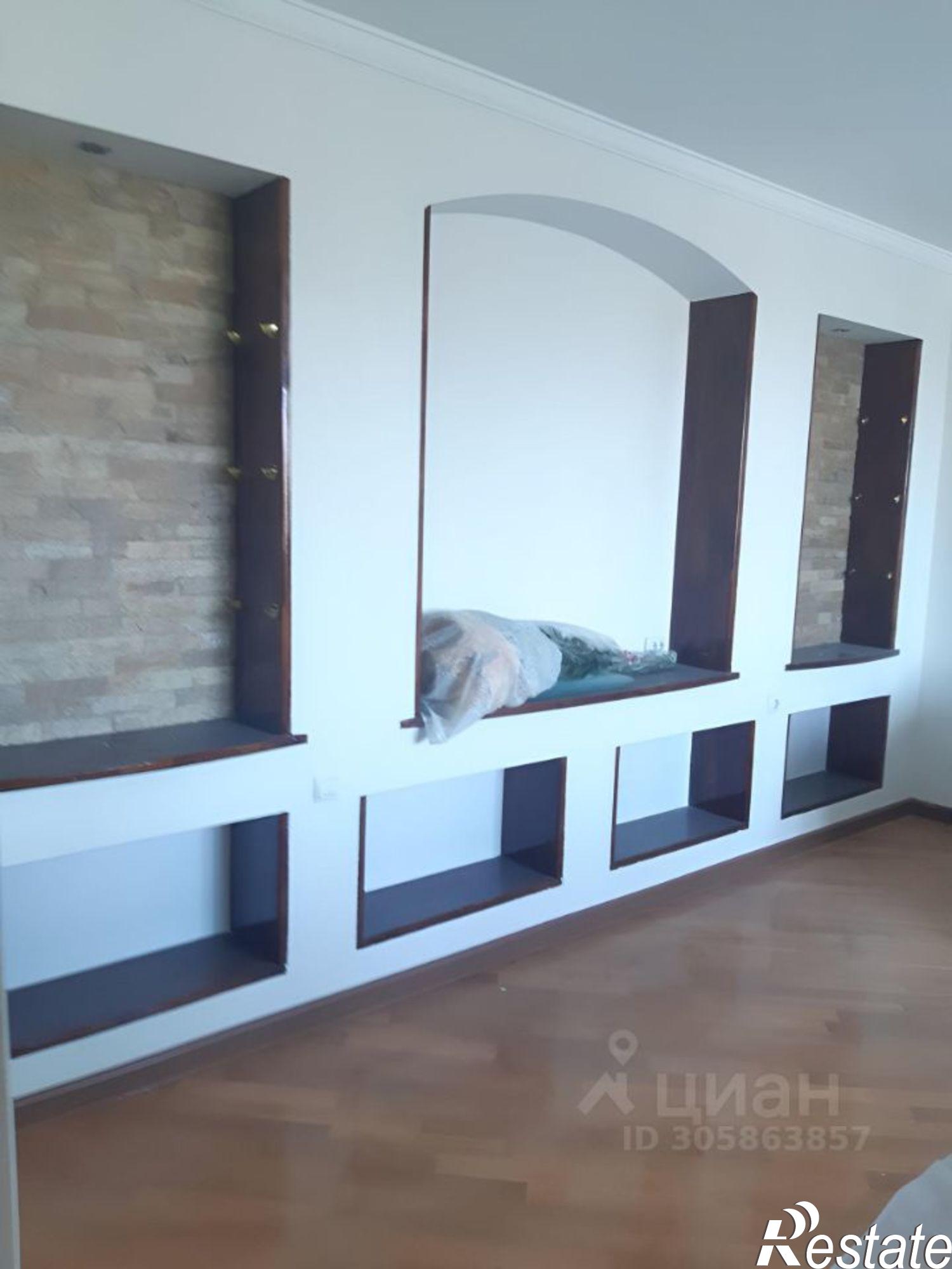 Купить квартиру за 10 300 000 рублей на ул Международная, 83