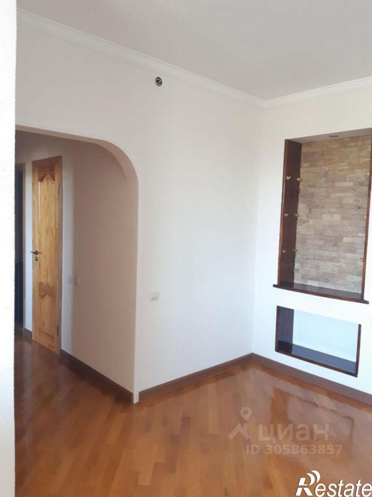 3-комн квартира ул Международная, 83,  д. 83