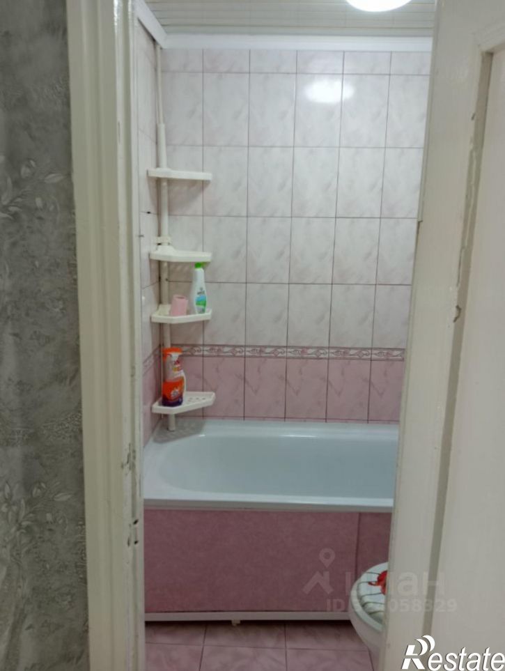 2-комн квартира ул Космонавтов, 10,  д. 10