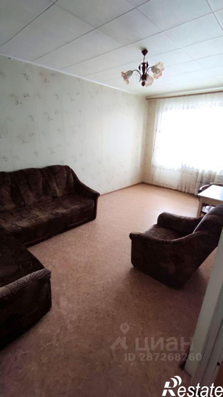 2-комн квартира улица Космонавтов, 80,  д. 80