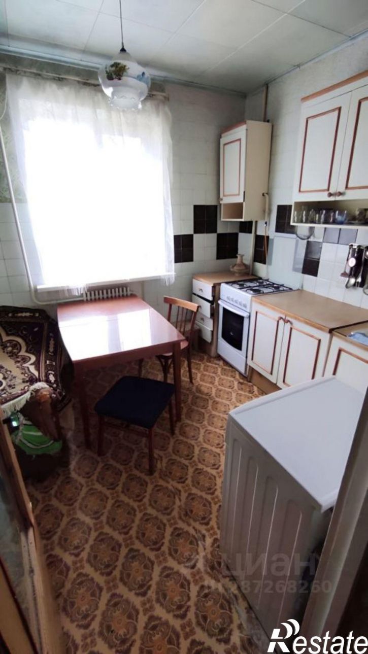 2-комн квартира улица Космонавтов, 80,  д. 80