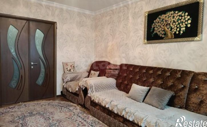 2-комн квартира улица Космонавтов, 60,  д. 60