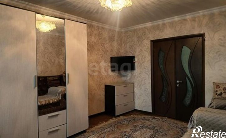 2-комн квартира улица Космонавтов, 60,  д. 60
