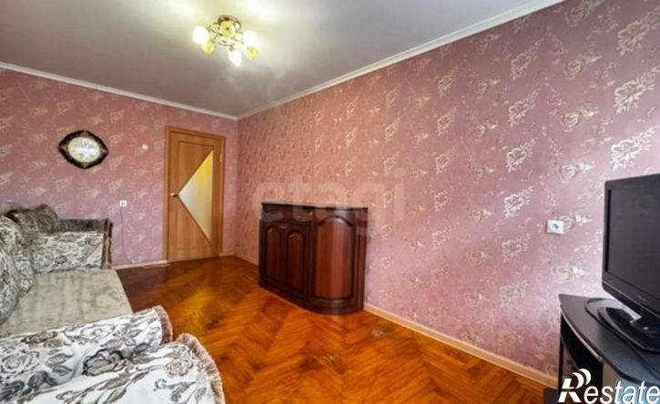 2-комн квартира улица Горького, 4,  д. 4