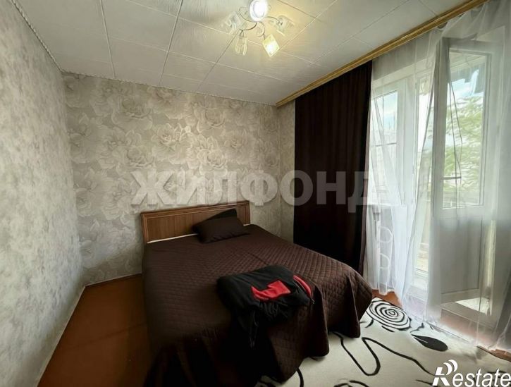 3-комн квартира Космонавтов ул., д.56а
