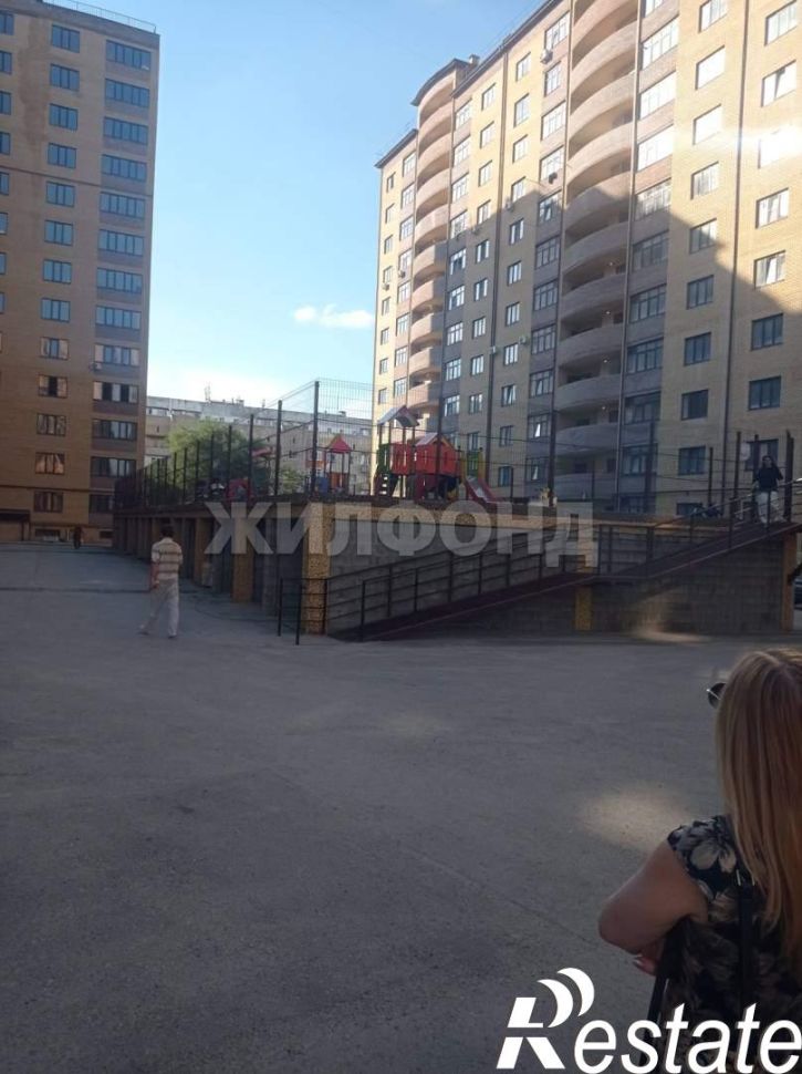 2-комн квартира Космонавтов ул., д.43гк1